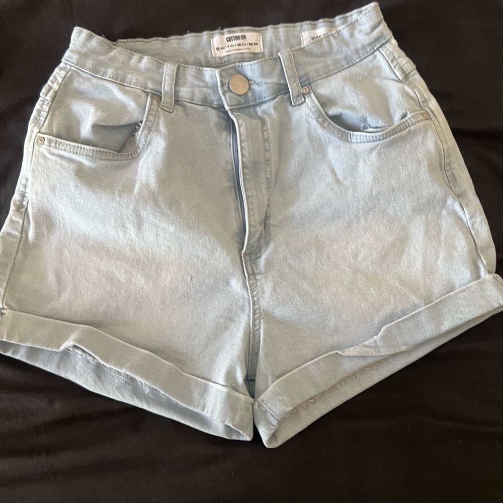 Cotton on light wash jean shorts